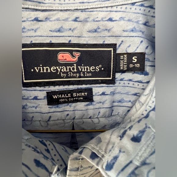 VINEYARD VINES SMALL BOYS WHALE SHIRT BLUE - Picture 6 of 7